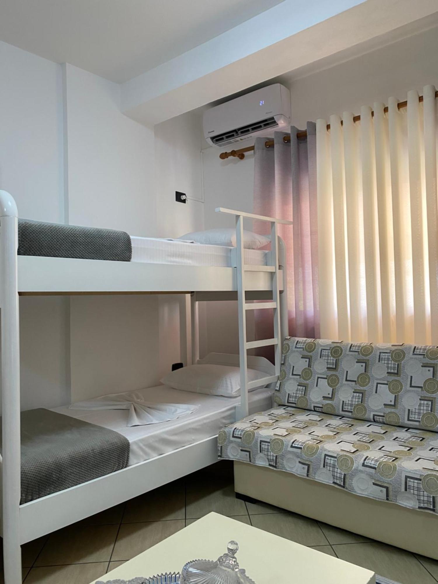 Apartament Rikardo Apartament Wlora Zewnętrze zdjęcie